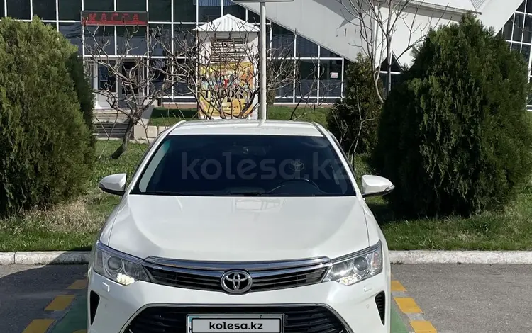 Toyota Camry 2017 года за 11 800 000 тг. в Шымкент