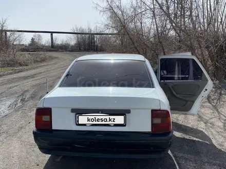 Opel Vectra 1991 года за 650 000 тг. в Абай (Абайский р-н) – фото 2
