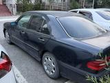 Mercedes-Benz E 320 1997 года за 2 000 000 тг. в Жаркент