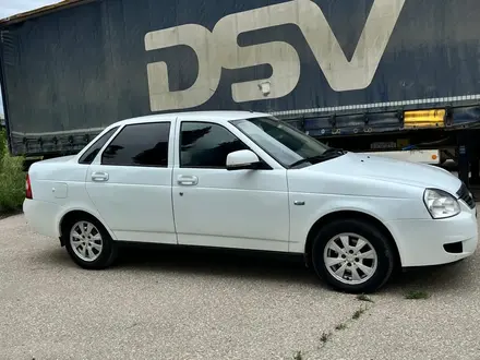 ВАЗ (Lada) Priora 2170 2013 года за 2 950 000 тг. в Актобе – фото 2