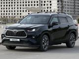 Toyota Highlander 2022 года за 17 800 000 тг. в Астана – фото 2