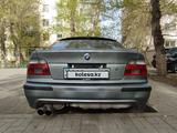 BMW 528 1998 года за 3 200 000 тг. в Астана – фото 4