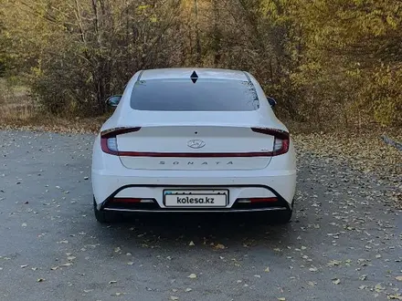 Hyundai Sonata 2021 года за 13 500 000 тг. в Семей – фото 4