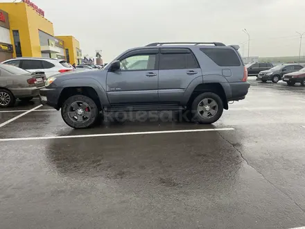 Toyota 4Runner 2005 года за 10 350 000 тг. в Караганда – фото 2