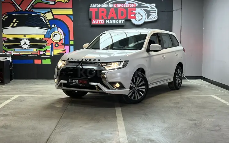 Mitsubishi Outlander 2022 годаүшін10 895 000 тг. в Алматы