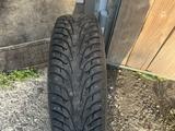 Диски с резиной зима за 200 000 тг. в Алтай