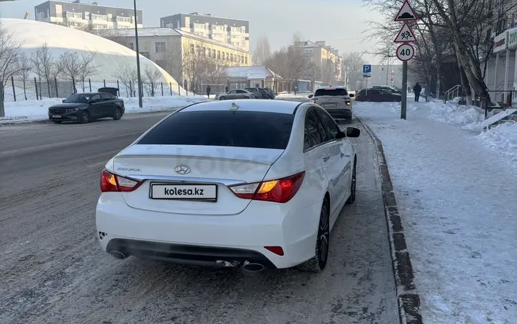 Hyundai Sonata 2013 года за 6 500 000 тг. в Астана