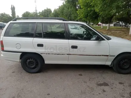 Opel Astra 1995 года за 1 300 000 тг. в Шымкент – фото 2