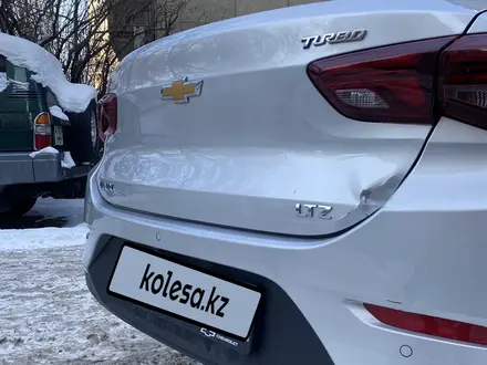 Chevrolet Onix 2023 года за 6 995 000 тг. в Алматы – фото 8