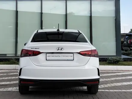 Hyundai Accent 2022 года за 8 190 000 тг. в Караганда – фото 6