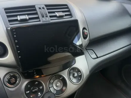 Toyota RAV4 2006 года за 6 000 000 тг. в Усть-Каменогорск – фото 2