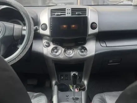 Toyota RAV4 2006 года за 6 000 000 тг. в Усть-Каменогорск – фото 5