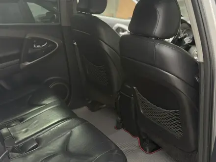 Toyota RAV4 2006 года за 6 000 000 тг. в Усть-Каменогорск – фото 6