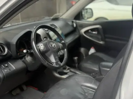 Toyota RAV4 2006 года за 6 000 000 тг. в Усть-Каменогорск – фото 8