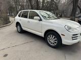 Porsche Cayenne 2007 года за 8 500 000 тг. в Алматы – фото 2