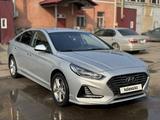 Hyundai Sonata 2019 годаfor9 300 000 тг. в Алматы – фото 3