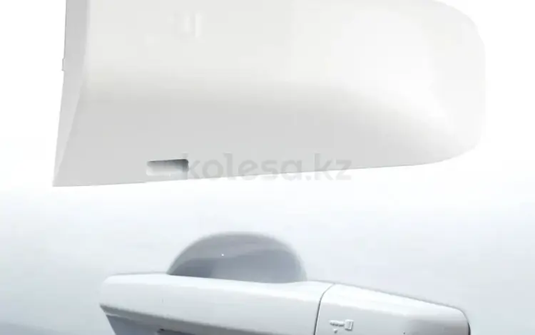 Заглушка ручки двери водительская на Range-Rover EVOGUE за 30 000 тг. в Алматы