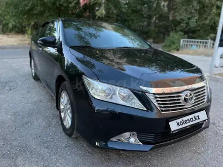 Toyota Camry 2014 года за 9 300 000 тг. в Шымкент – фото 3