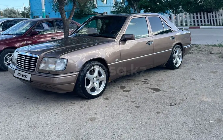 Mercedes-Benz E 280 1994 годаүшін3 000 000 тг. в Кызылорда