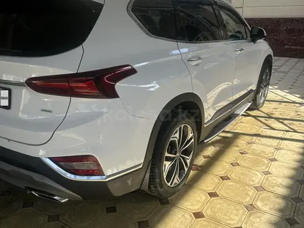 Hyundai Santa Fe 2019 года за 15 500 000 тг. в Шымкент – фото 2