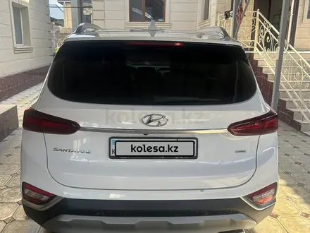 Hyundai Santa Fe 2019 года за 15 500 000 тг. в Шымкент – фото 6
