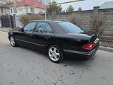 Mercedes-Benz E 320 2000 года за 7 500 000 тг. в Алматы – фото 4