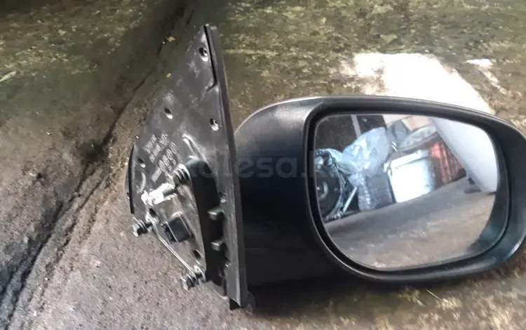 Зеркало правый за 35 000 тг. в Алматы