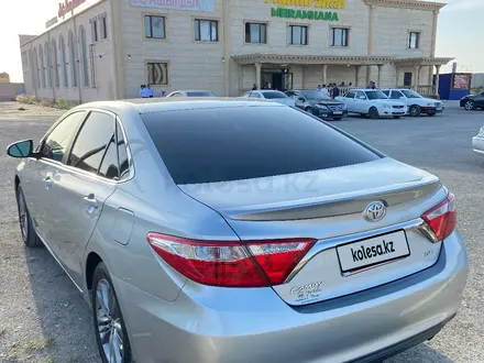 Toyota Camry 2017 года за 6 600 000 тг. в Актау – фото 4