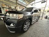 Toyota Land Cruiser 2017 года за 32 500 000 тг. в Караганда – фото 3