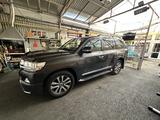 Toyota Land Cruiser 2017 года за 32 500 000 тг. в Караганда – фото 4
