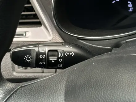Hyundai Santa Fe 2016 года за 8 900 000 тг. в Атырау – фото 16