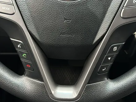 Hyundai Santa Fe 2016 года за 8 900 000 тг. в Атырау – фото 18