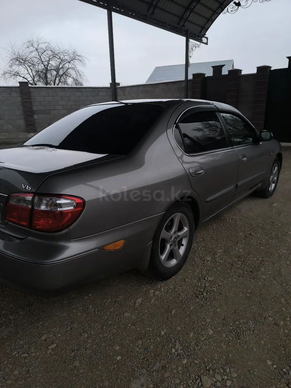 Nissan Maxima, 2001