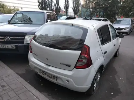 Renault Sandero 2013 года за 1 800 000 тг. в Астана – фото 3