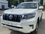 Toyota Land Cruiser Prado 2022 года за 26 900 000 тг. в Актобе