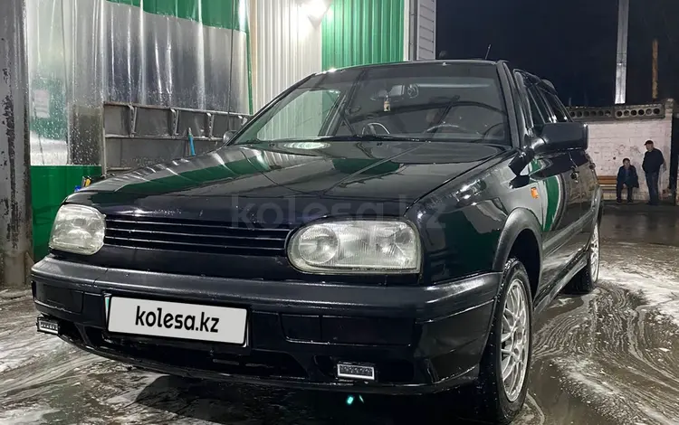 Volkswagen Golf 1994 годаүшін2 650 000 тг. в Павлодар