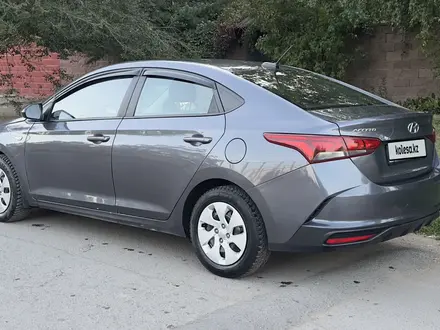 Hyundai Accent 2021 года за 6 200 000 тг. в Астана – фото 3