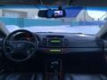 Toyota Camry 2003 годаfor5 600 000 тг. в Актобе – фото 7