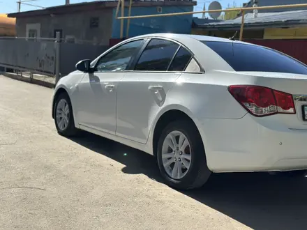Chevrolet Cruze 2013 года за 2 850 000 тг. в Уральск – фото 4