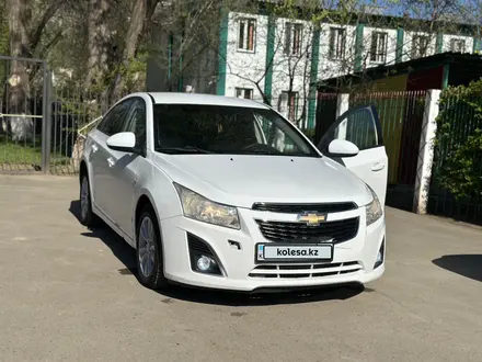 Chevrolet Cruze 2013 года за 2 850 000 тг. в Уральск – фото 13
