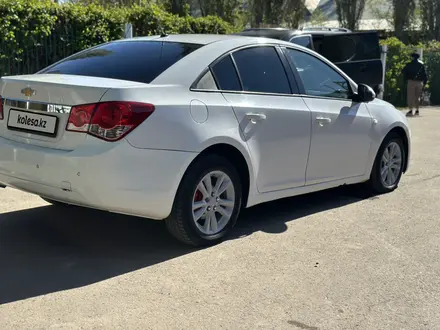 Chevrolet Cruze 2013 года за 2 850 000 тг. в Уральск – фото 20