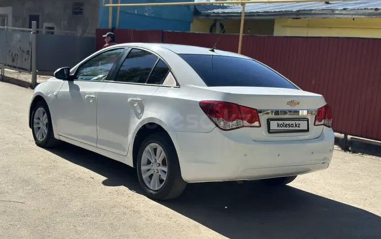 Chevrolet Cruze 2013 годаүшін2 850 000 тг. в Уральск