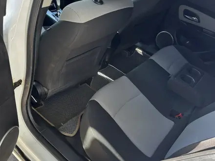 Chevrolet Cruze 2013 года за 2 850 000 тг. в Уральск – фото 39