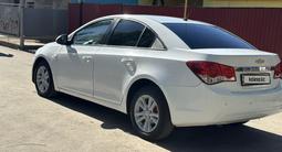Chevrolet Cruze 2013 года за 2 850 000 тг. в Уральск – фото 2