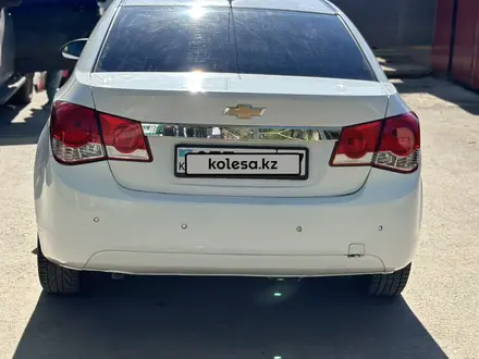 Chevrolet Cruze 2013 года за 2 850 000 тг. в Уральск – фото 7