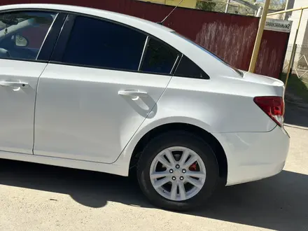 Chevrolet Cruze 2013 года за 2 850 000 тг. в Уральск – фото 9