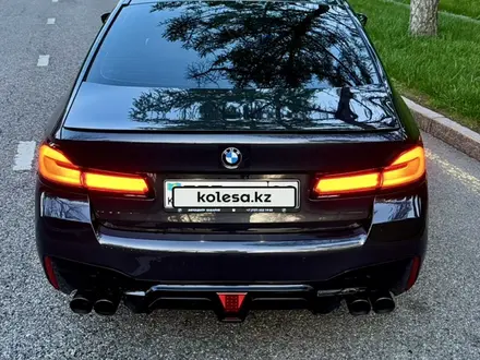 BMW 540 2018 года за 29 000 000 тг. в Алматы – фото 11