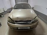 Chevrolet Lacetti 2010 года за 1 200 000 тг. в Атырау – фото 2