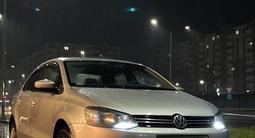 Volkswagen Polo 2012 года за 4 500 000 тг. в Астана – фото 2