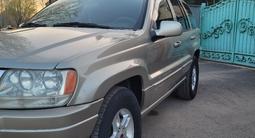 Jeep Grand Cherokee 2002 года за 3 100 000 тг. в Астана – фото 3